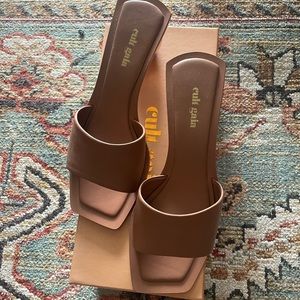 COPY - Cult Gaia Tao sandal